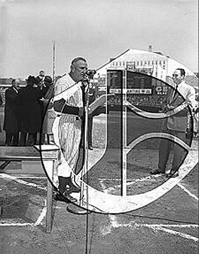 Casey Stengel and Mel Allen54N0137